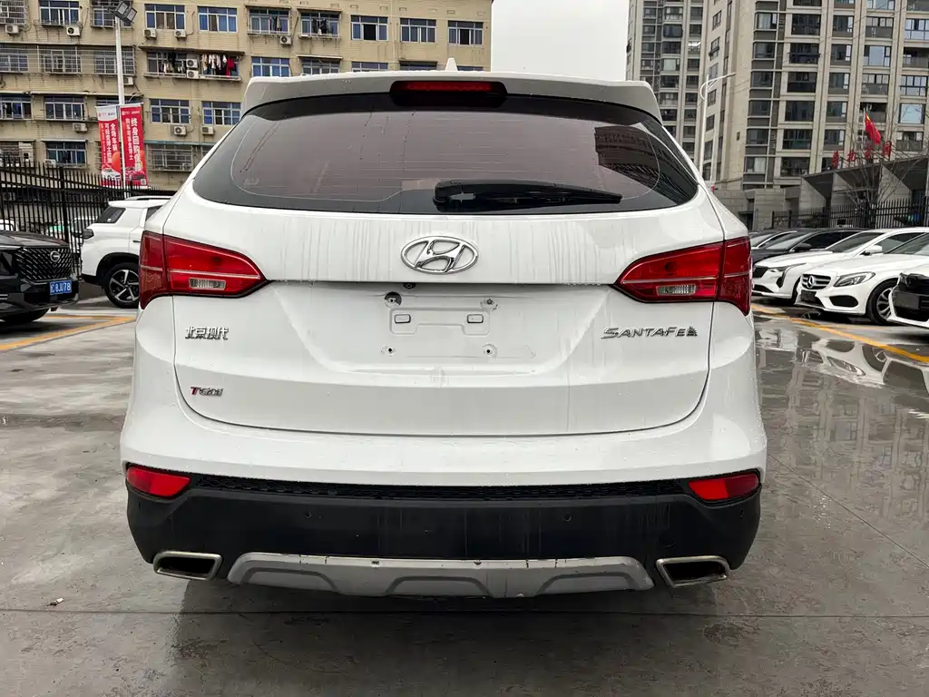 Hyundai Santa Fe — миниатюра 5