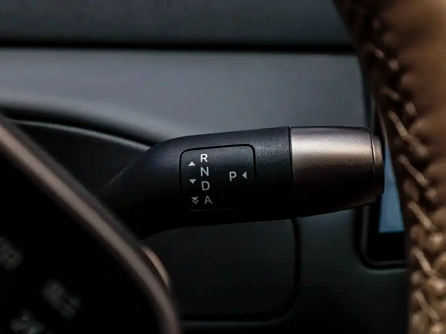 Li Auto Li MEGA — миниатюра 19