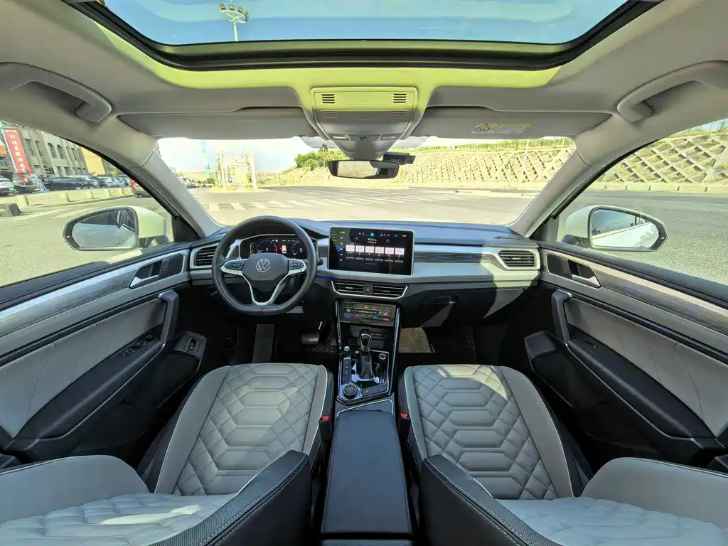 Volkswagen Tayron 2023 380TSI R-Line