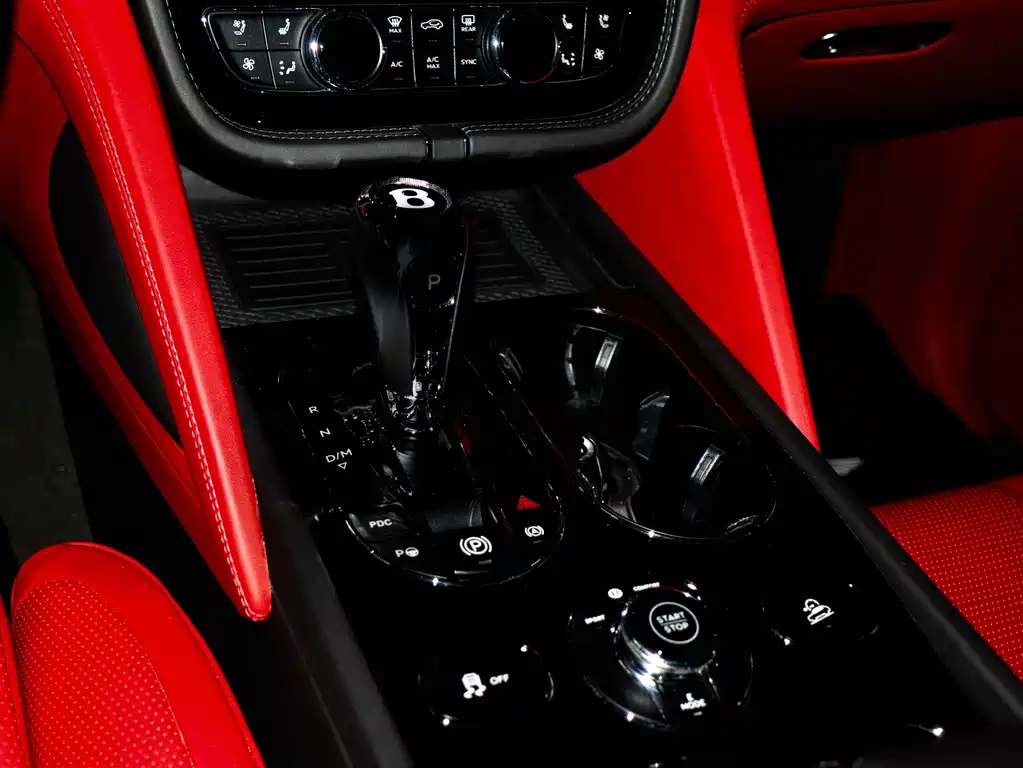 BENTLEY TIMYUE PLUG IN HYBRID