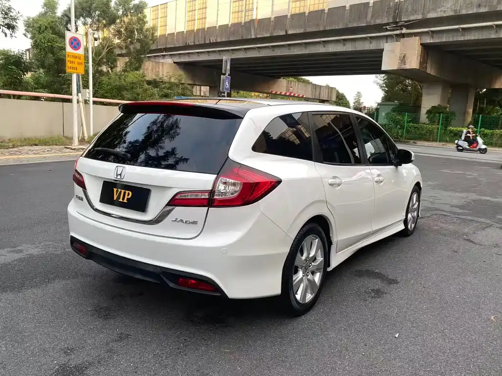 Honda Jade — миниатюра 6
