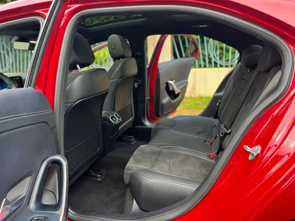 MERCEDES-BENZ A CLASS