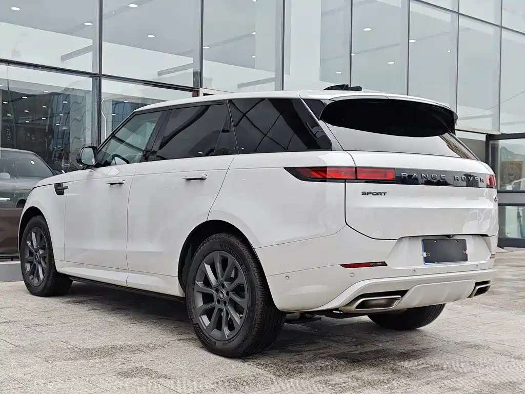 Land Rover Range Rover Sport 2023 400PS Dynamic SE