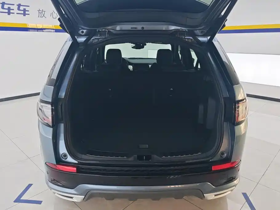 Land Rover Discovery Sport — миниатюра 4