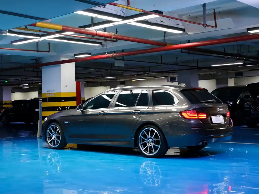 BMW 5 Series 5 2012 530i Lead