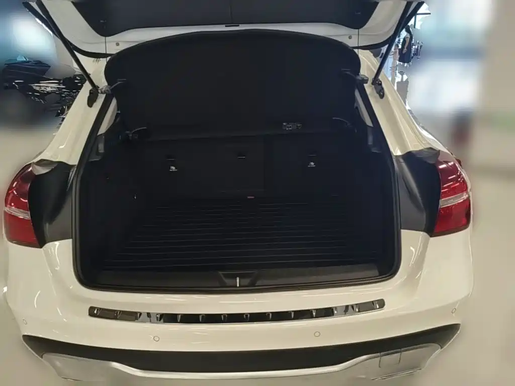 Mercedes-Benz GLA — миниатюра 24