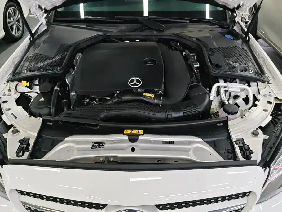 Mercedes-Benz C-Class — миниатюра 10