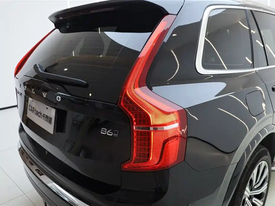 Volvo XC90 2024 B6 Luxury 7 мест