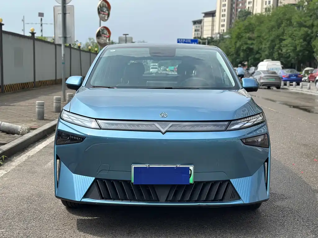 Venucia VX6 — миниатюра 2