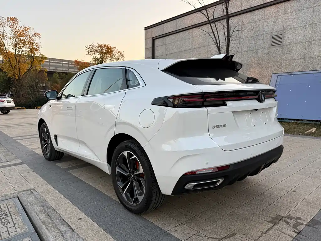 CHANGAN UNI K SMART IDD