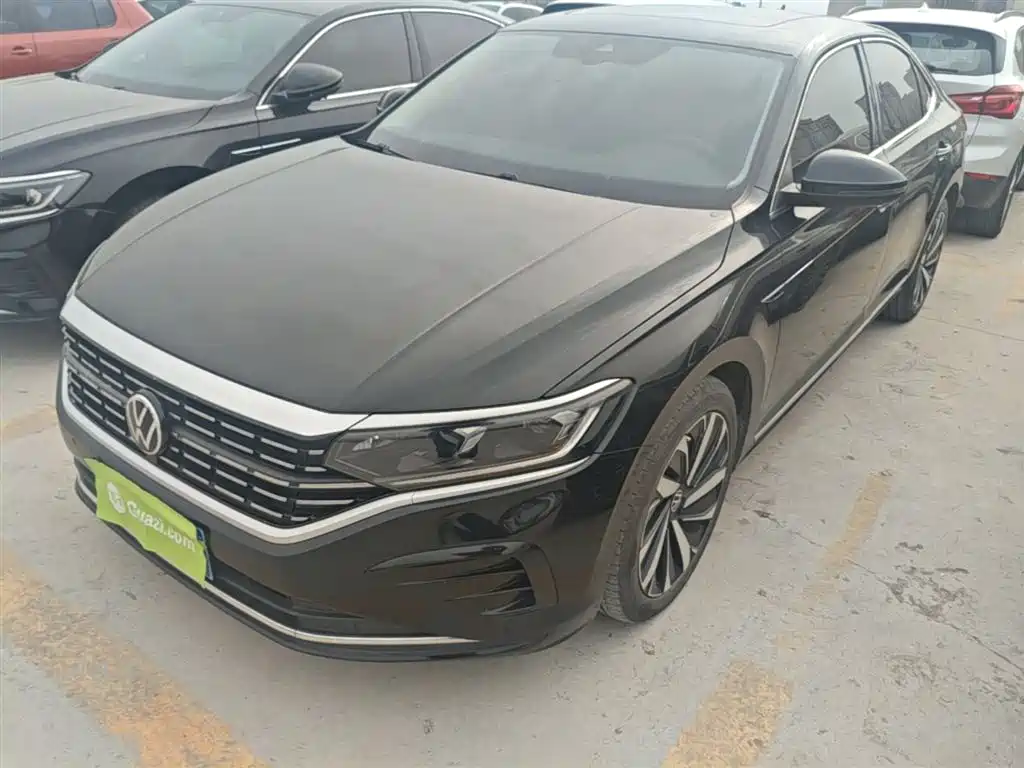 Volkswagen Passat 2022