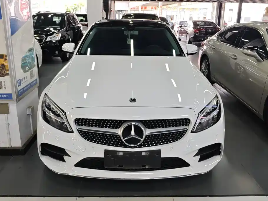Mercedes-Benz C-Class — миниатюра 2