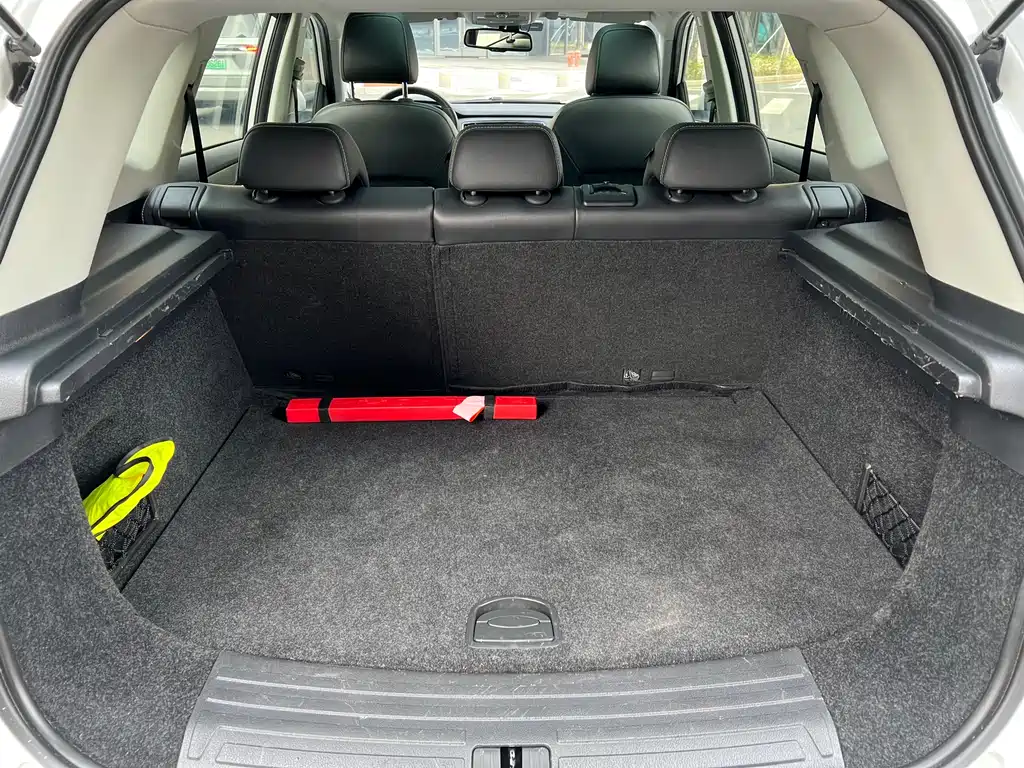 ROEWE RX5 NEW ENERGY