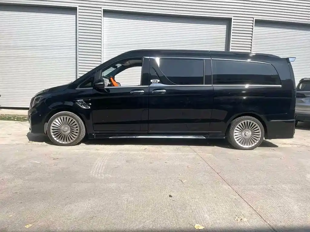 Mercedes-Benz Vito — миниатюра 2