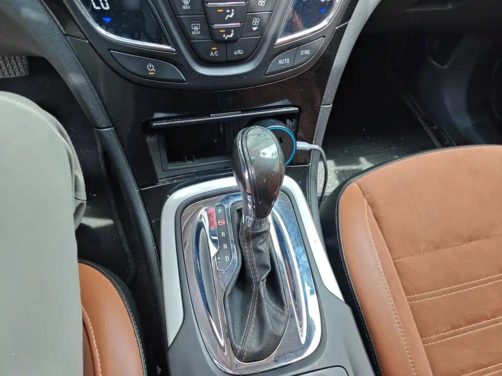 Buick Regal — миниатюра 7