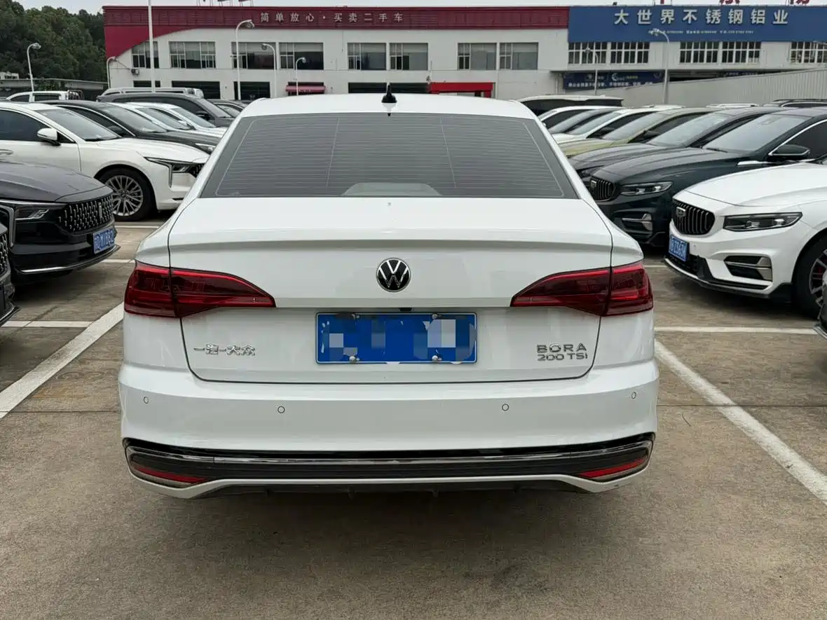Volkswagen Bora 2023 Белый из Китая, фото 4