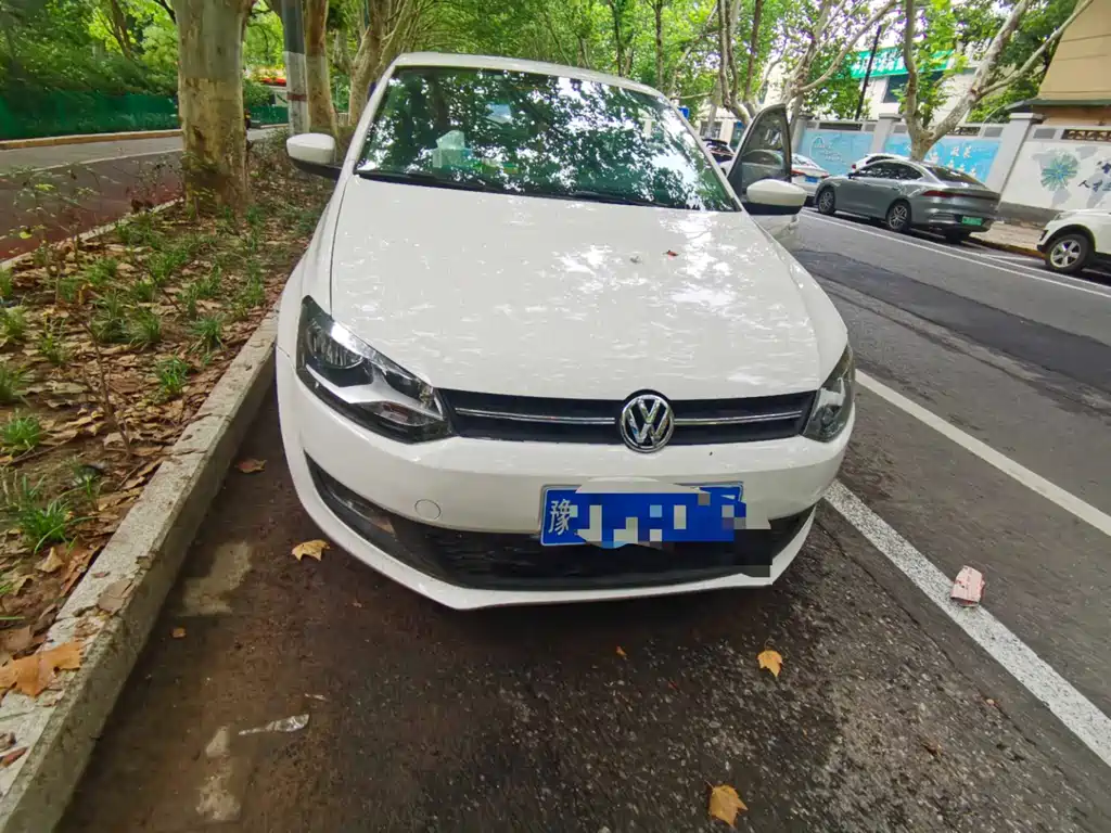 Volkswagen Polo — миниатюра 6