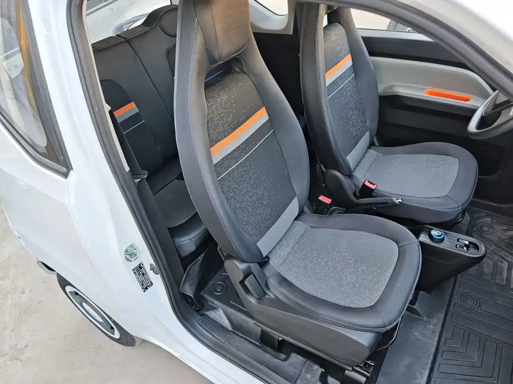 Wuling MINIEV — миниатюра 25