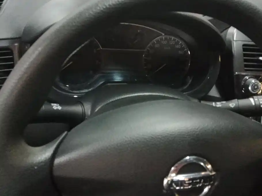 Nissan Tiida — миниатюра 14