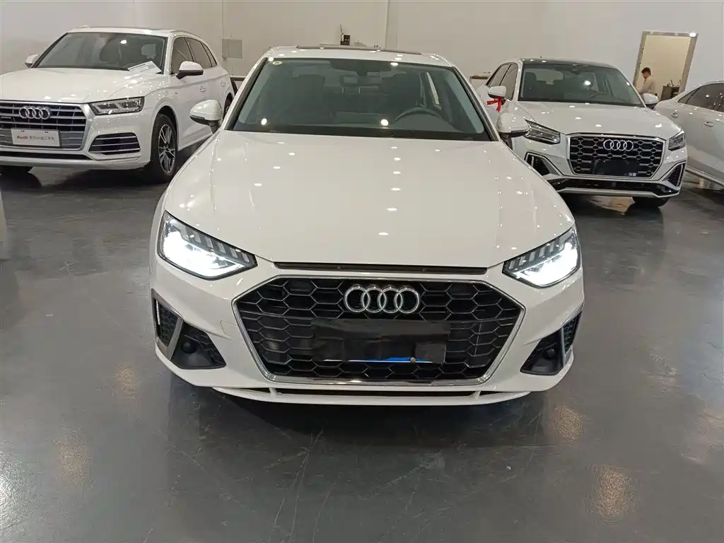 AUDI  A4L