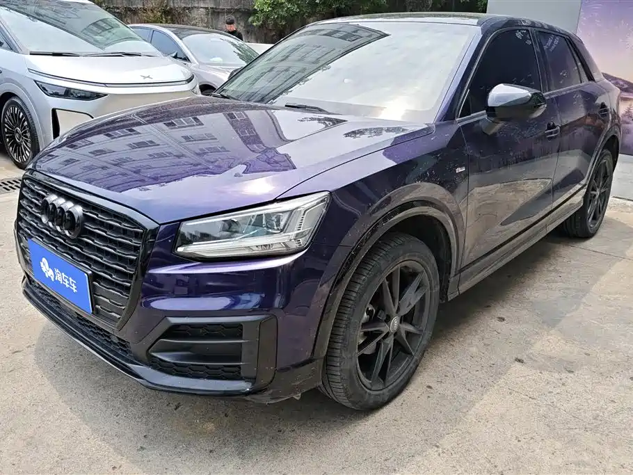 Audi Q2L 2021