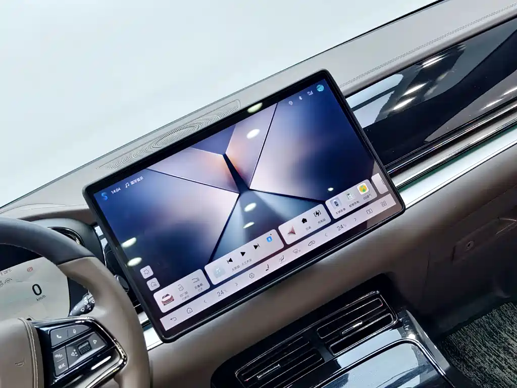 BYD Han — миниатюра 17