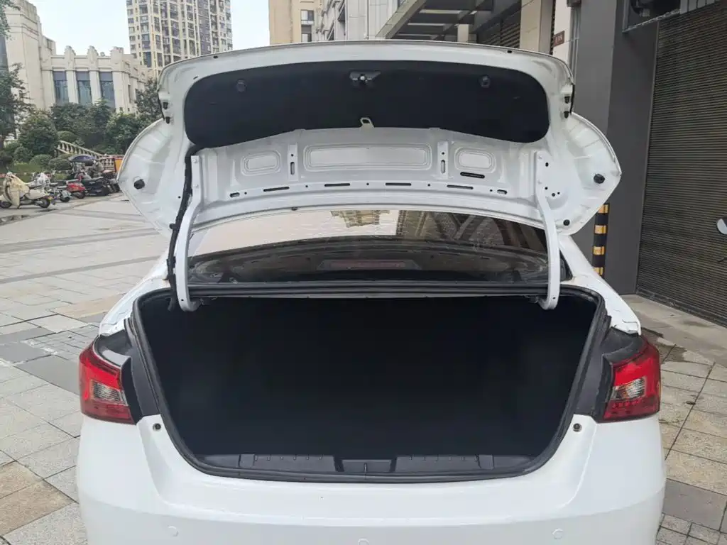 Chery Arrizo 5 — миниатюра 19