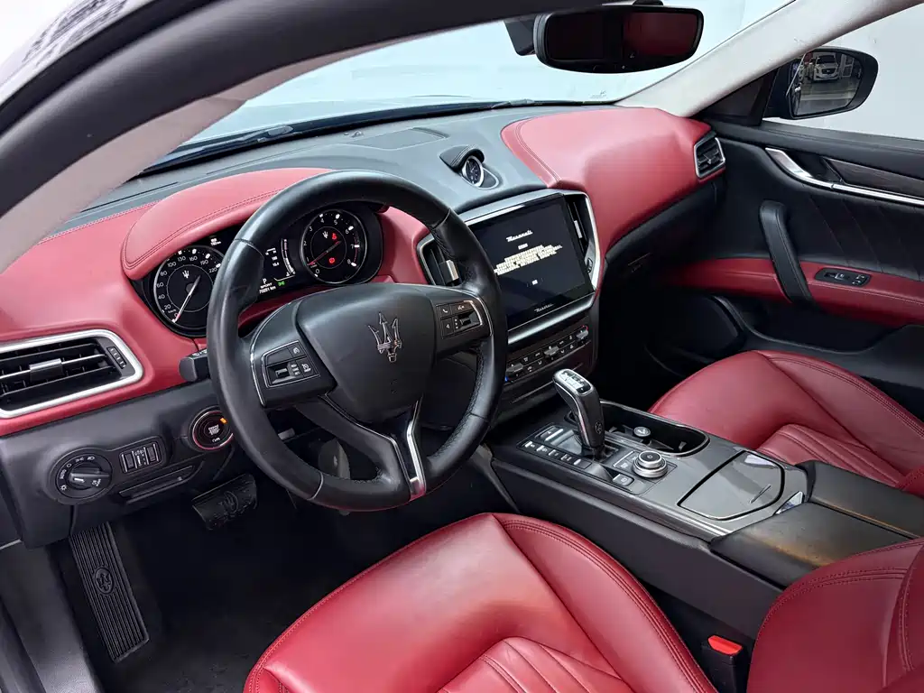 Maserati Ghibli — миниатюра 10