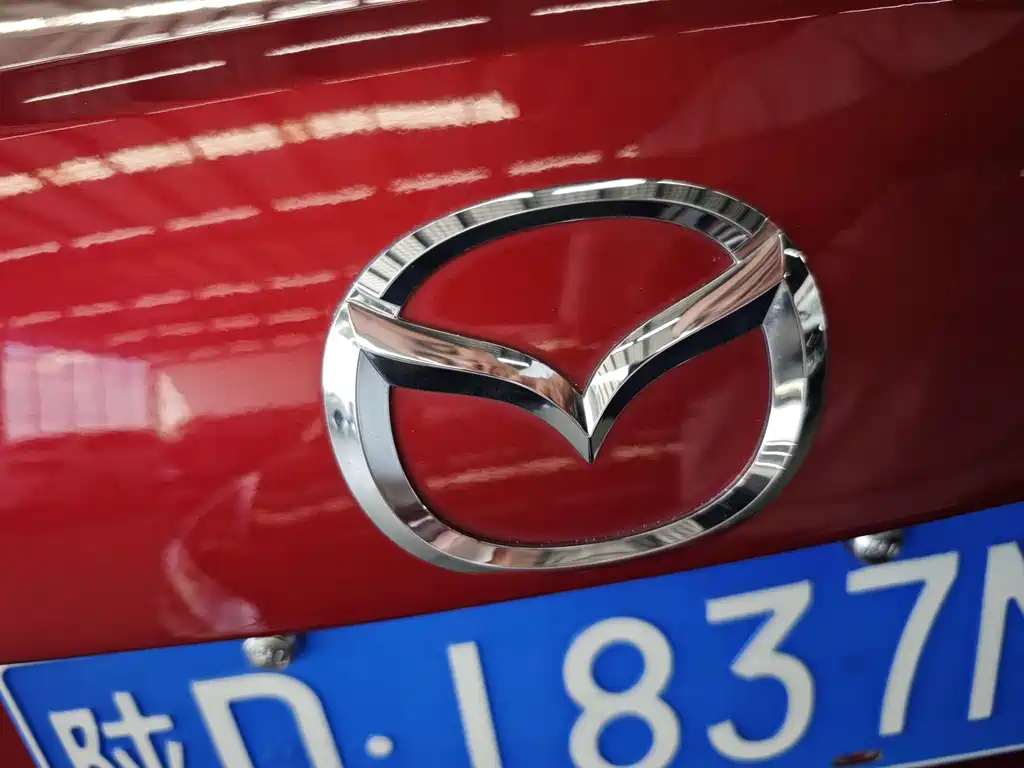 Mazda 3 Axela — миниатюра 18