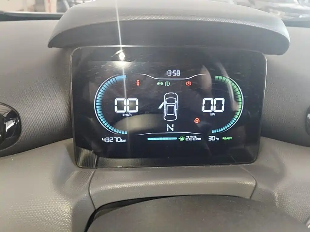 Leapmotor Leapmotor T03 — миниатюра 12