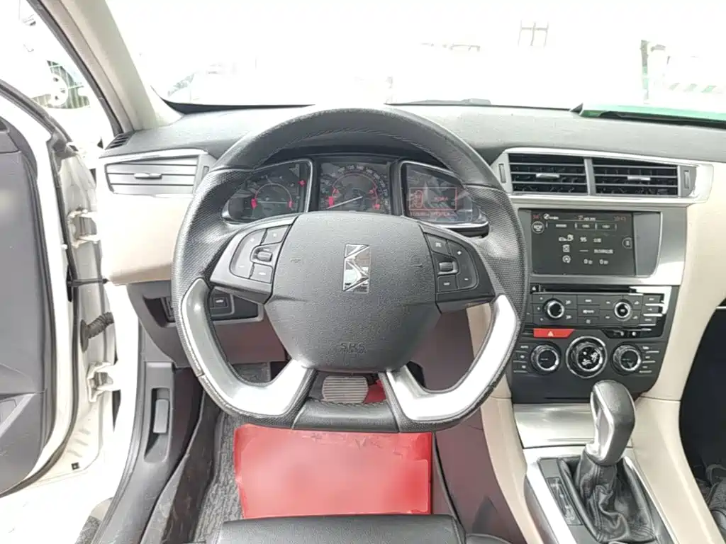DS DS 6 — миниатюра 11