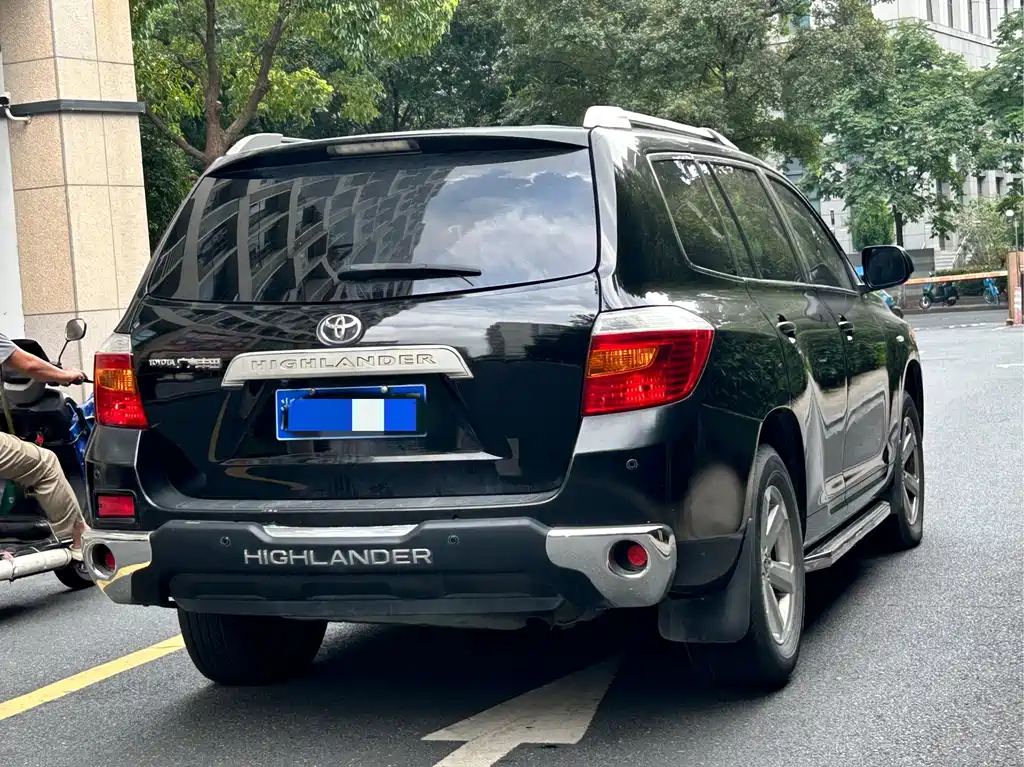 Toyota Highlander — миниатюра 5