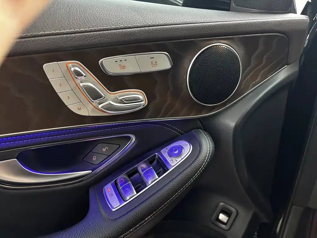 Mercedes-Benz GLC — миниатюра 6