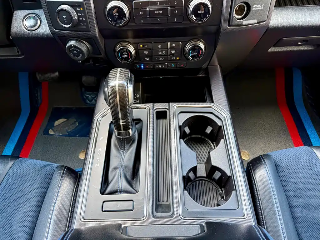Ford F-150 Raptor — миниатюра 13