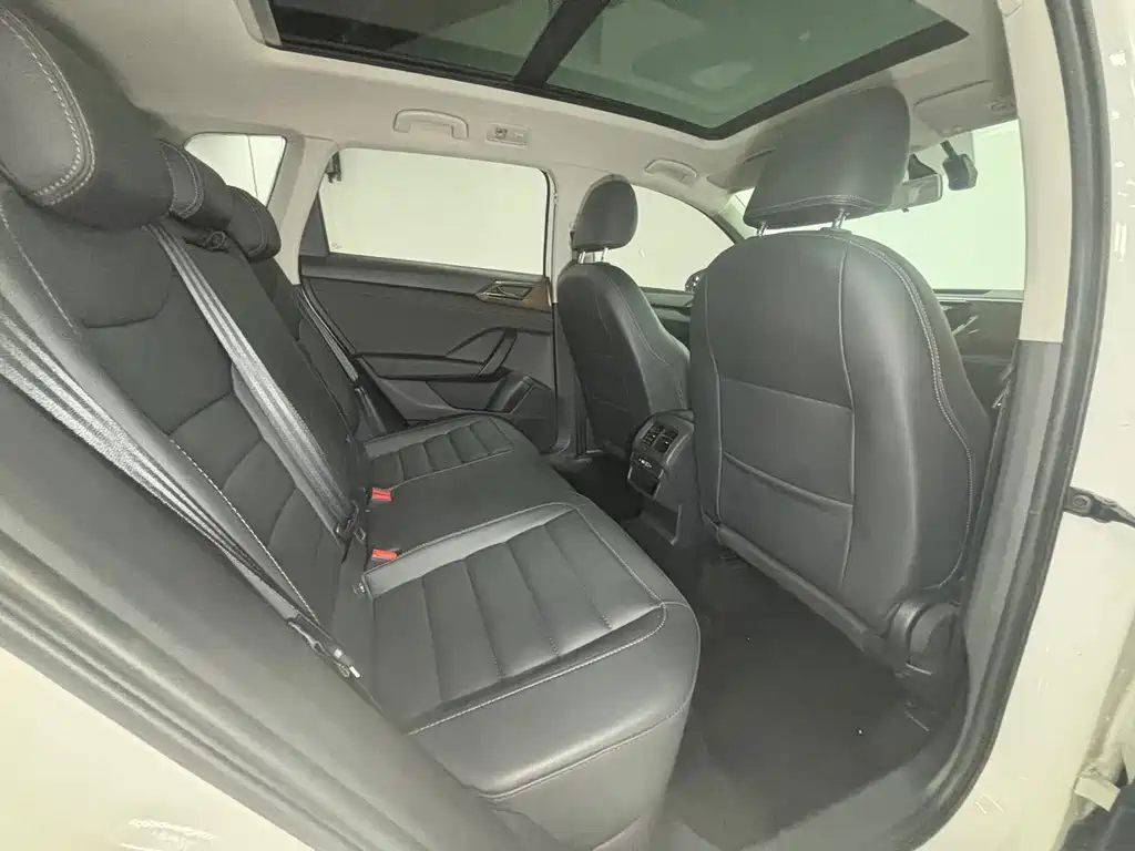 Volkswagen Tharu — миниатюра 12