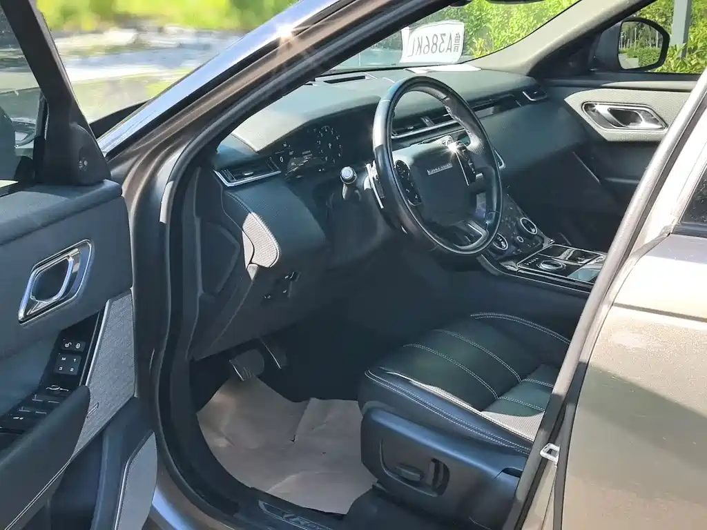 Land Rover Velar — миниатюра 5