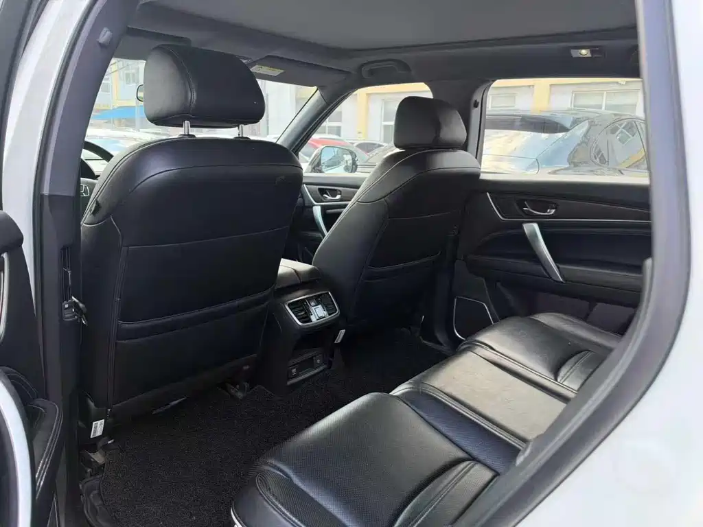 Honda UR-V — миниатюра 5