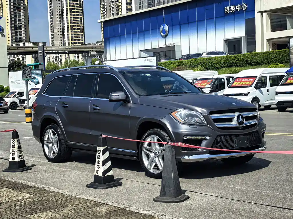 Mercedes-Benz GL-Class — миниатюра 6
