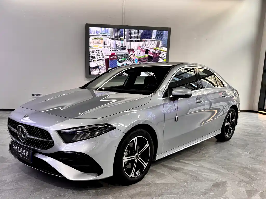 MERCEDES-BENZ A CLASS