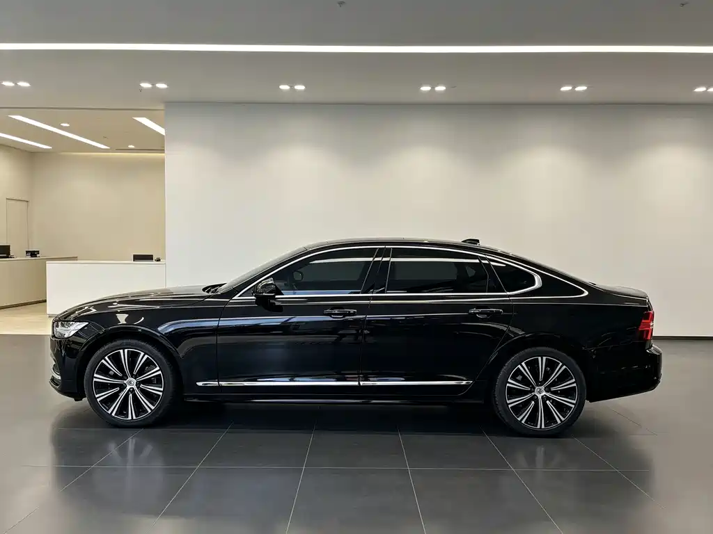 Volvo S90 — миниатюра 7