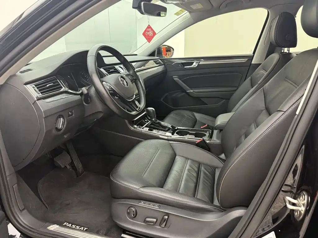 Volkswagen Passat — миниатюра 10