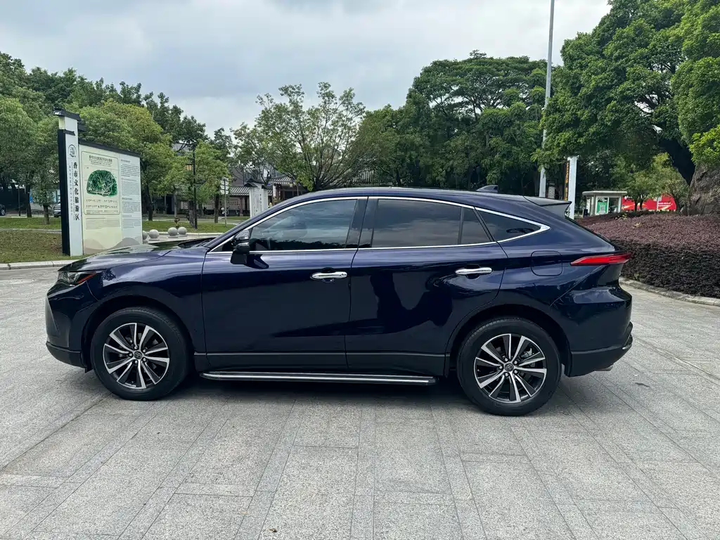 Toyota Harrier — миниатюра 18