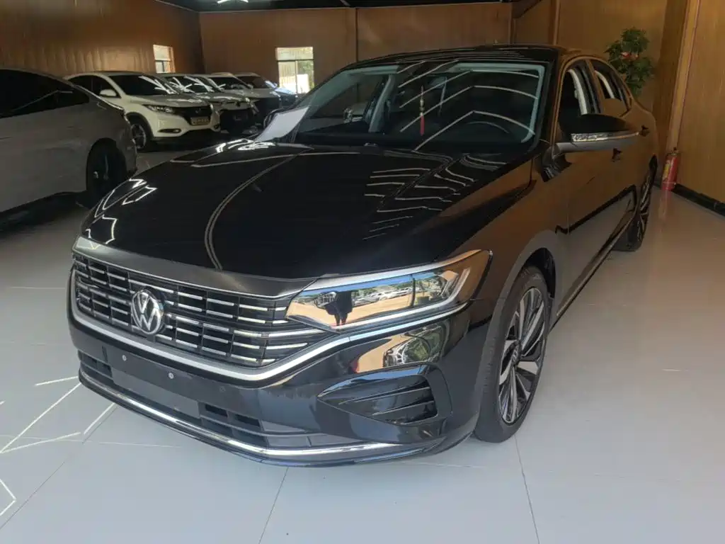 Volkswagen Passat 2022 330TSI Elite