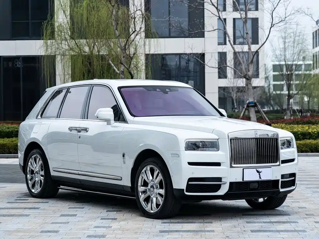 Rolls-Royce Cullinan — миниатюра 3