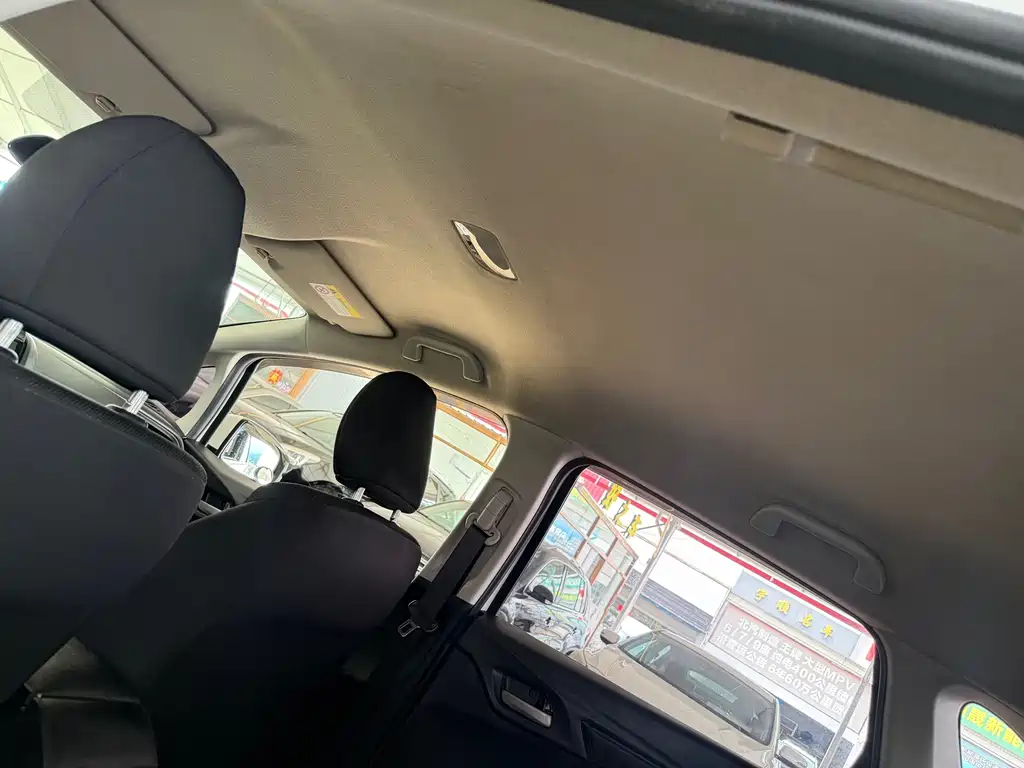 Honda Fit — миниатюра 15