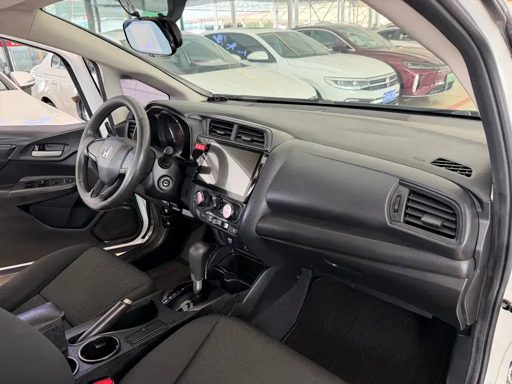 Honda Fit — миниатюра 29