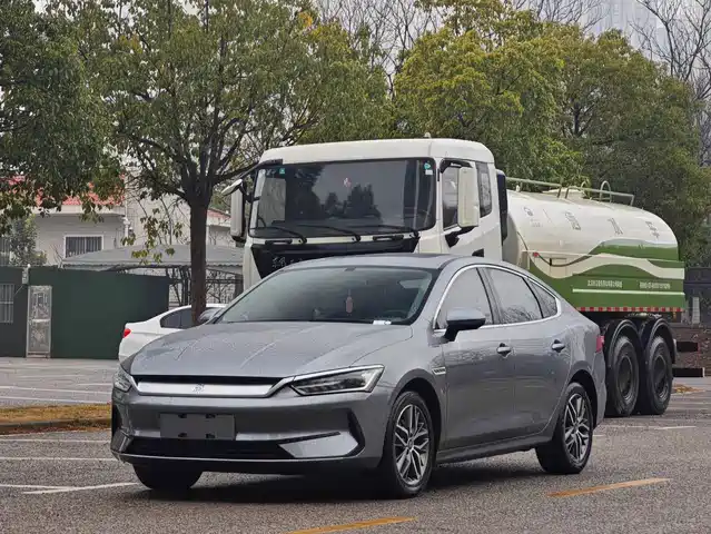 2021 BYD Qin