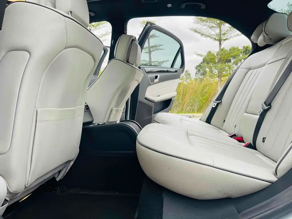 Mercedes-Benz E-Class E 2015 E 180 L