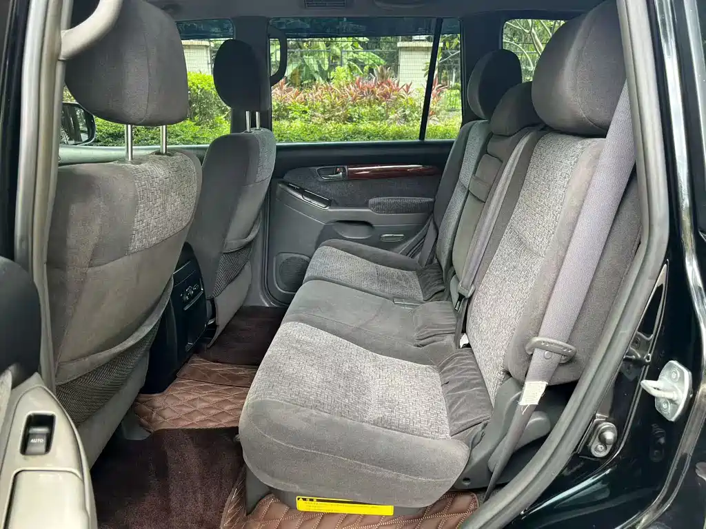 Toyota Prado (Import) — миниатюра 6