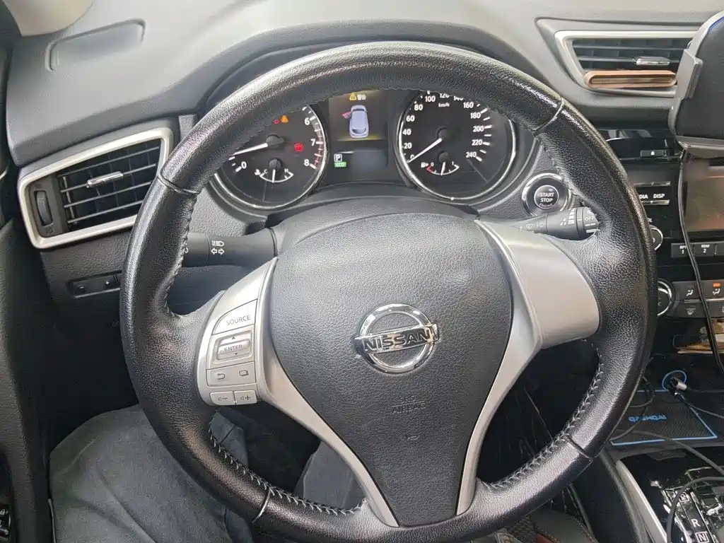 Nissan Qashqai — миниатюра 11